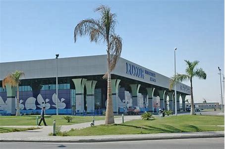 transfer From Luxor Airport to Luxor Hotel